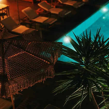 Bed & Breakfast Cadde75 Alacati *