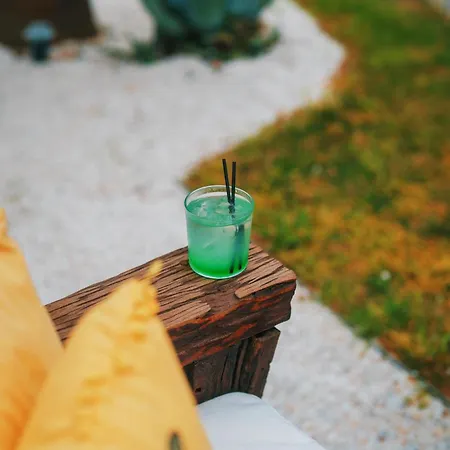 Cadde75 Alaçatı Couette-café *