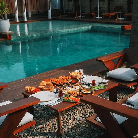 Cadde75 Alaçatı * Çeşme