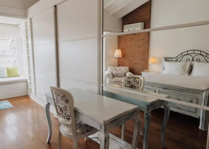 Cadde75 Alacati B&B *